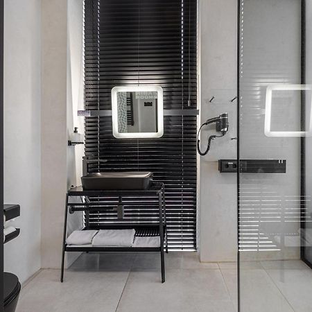 Ribas Rooms Lutsʼk Exteriör bild