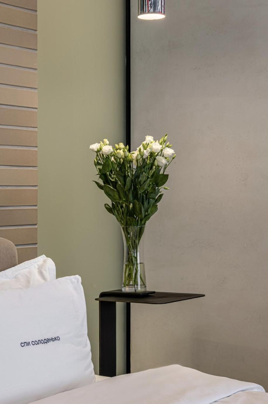 Ribas Rooms Lutsʼk Exteriör bild