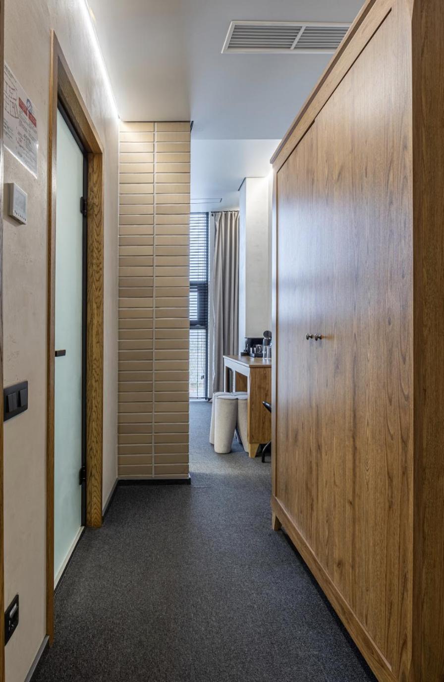 Ribas Rooms Lutsʼk Exteriör bild